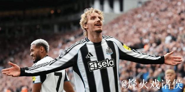 桑德兰1-0纽卡,沃尔特马德送乌龙 桑德兰1-0纽卡,沃尔特马德送乌龙