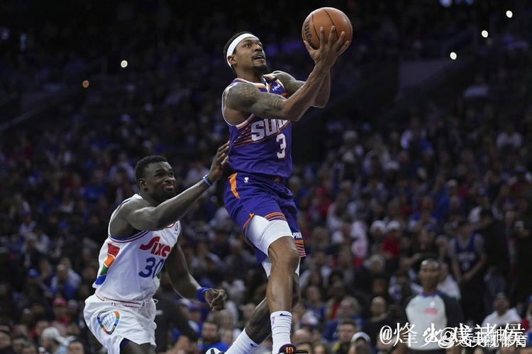 比尔砍25分太阳击败76人终结4连败 活塞惊险战胜开拓者 比尔砍25分太阳击败76人终结4连败 活塞惊险战胜开拓者